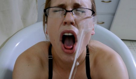 Mommy Gives You a Shower Mommy Gives You a Shower
