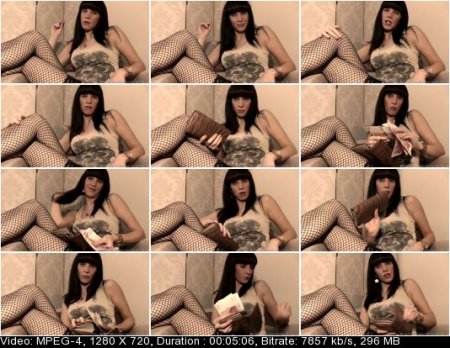 Goddess Miss Kelly - The Wallet Goddess Miss Kelly - The Wallet