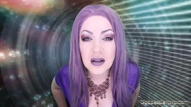 Poster: Doddess Zenova – Sessions – Resistance Is Futile