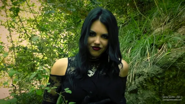 Poster: Young Goddess Kim - Return of The Woodlands Witch