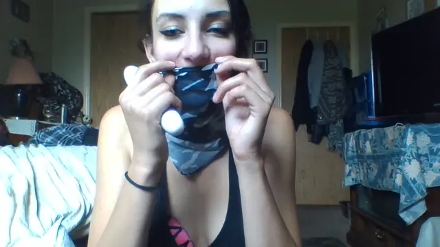 Poster: Petite x Kitten – Mask Fetish JOI