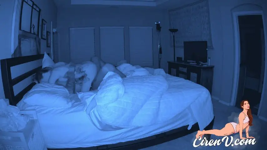 Poster: Morning Sex With BBC Bull Creampie