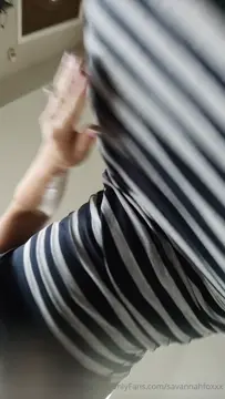 Poster: savannahfoxxx 18-01-2024-3167305493-Hot box farting in my dress to trap your face in this juicy ass fart