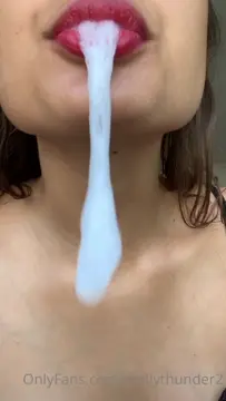 Poster: Good Slaves Follow Orders – MISTRESS EMILY THUNDER