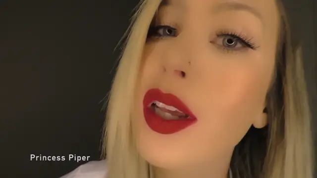 Poster: Princess Piper – Nurse Fetish Findom Mesmerize